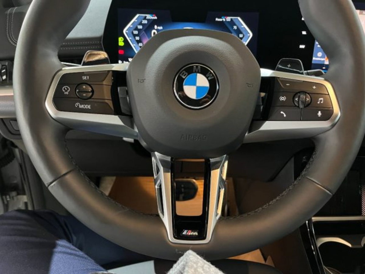 BMW X1 sDrive 20i Msport (12)