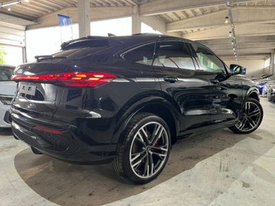 Audi Q5 Sportback 2.0 tfsi mhev+ S line edition 204cv s-tronic (8)