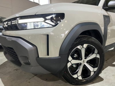 Dacia Duster 1.2 mild hybrid Journey 130cv (2)
