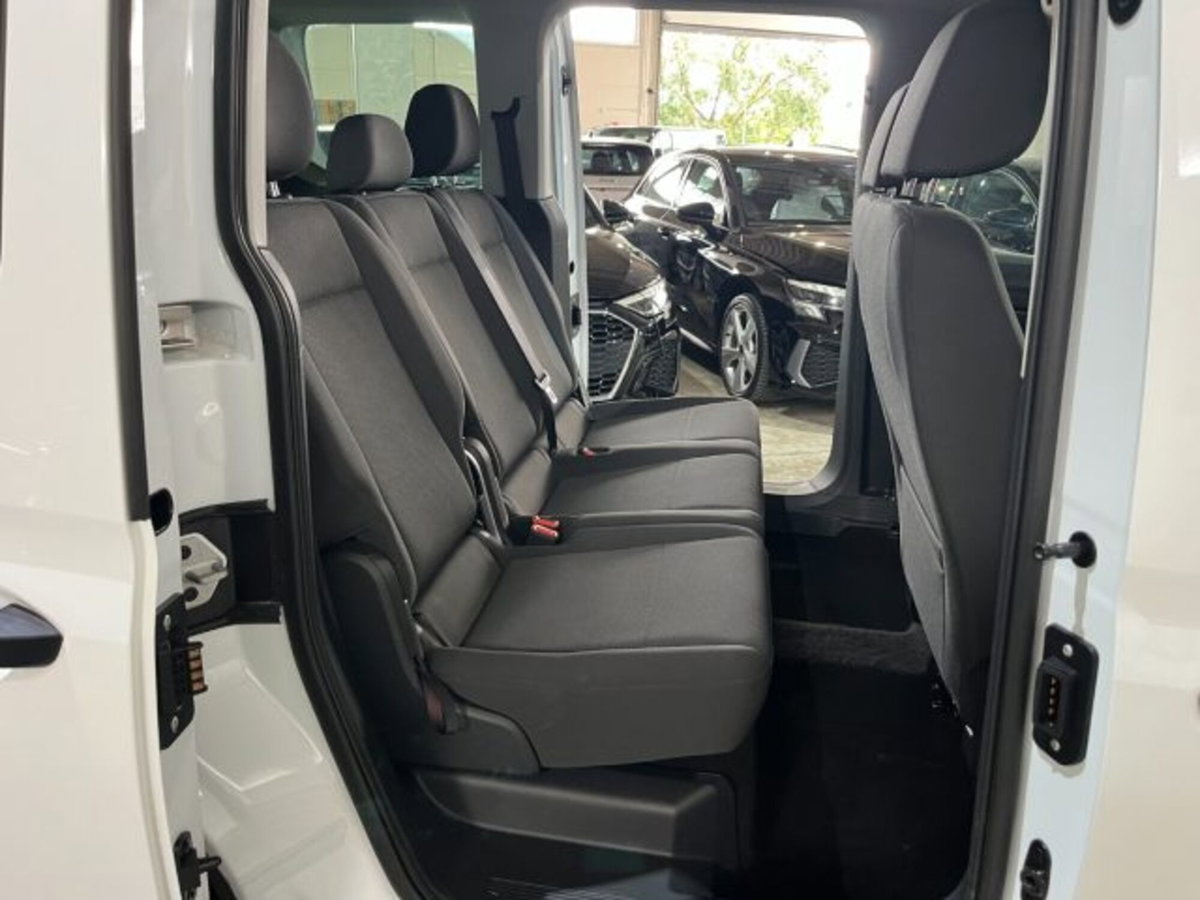 Ford Tourneo Connect 2.0 EcoBlue 102 CV Plus (17)