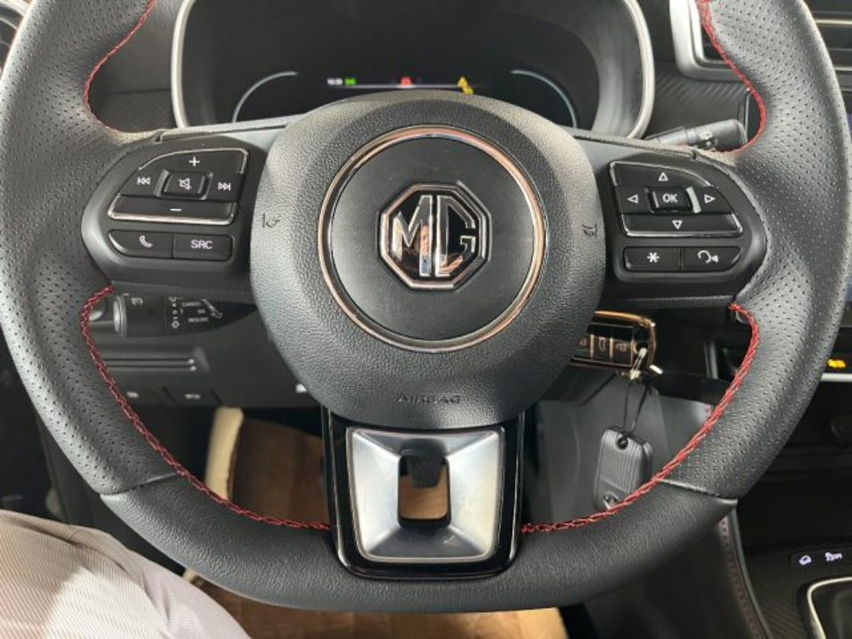 Mg ZS ZS 1.5 Luxury (13)