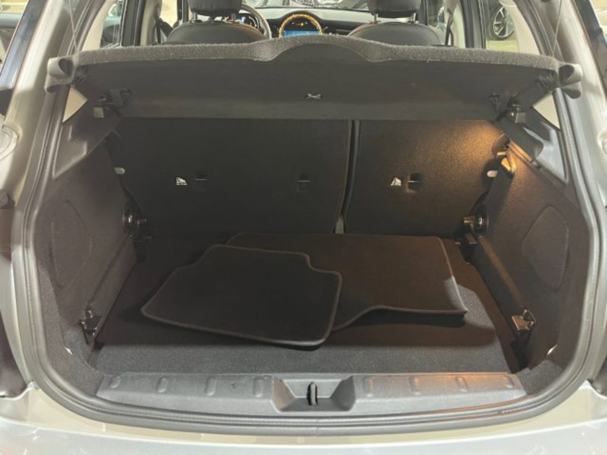MINI Mini 1.5 Cooper 5 porte (18)