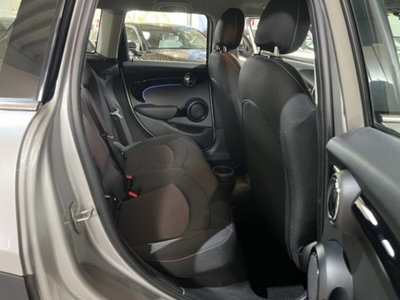 MINI Mini 1.5 Cooper 5 porte (19)