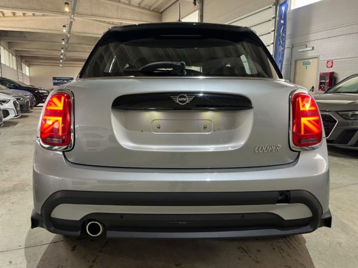 MINI Mini 1.5 Cooper 5 porte (6)