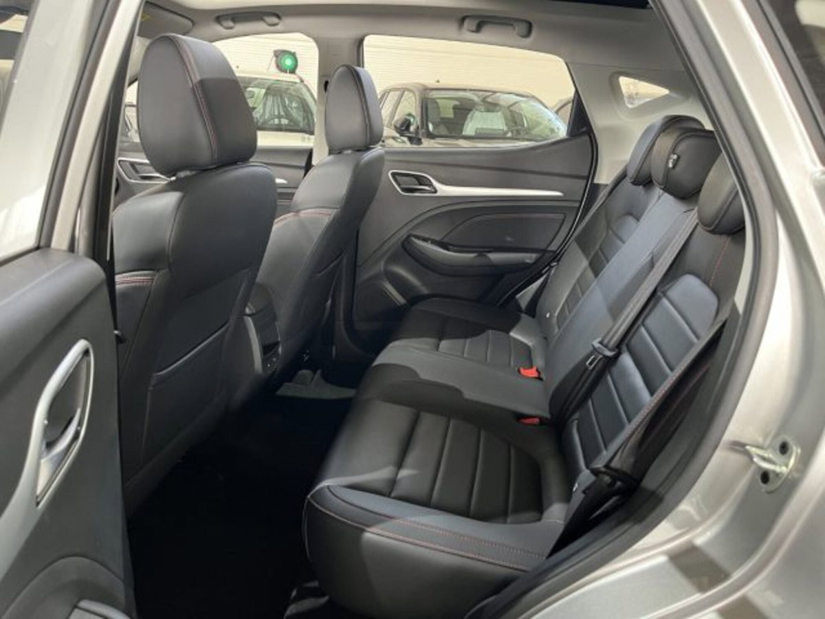 Mg ZS ZS 1.0 Luxury (10)