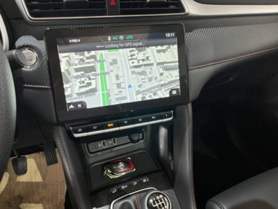 Mg ZS ZS 1.0 Luxury (13)