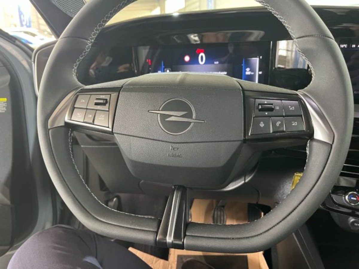 Opel Mokka 1.2 GS s&s 136cv (13)