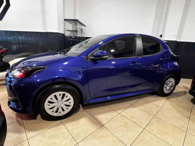 Toyota Yaris Cross 1.5 Hybrid 5p. E-CVT Premiere (2)