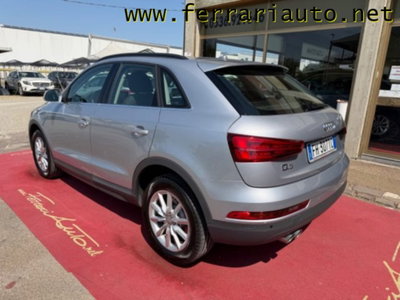 Audi Q3 2.0 TDI 120 CV Business (4)