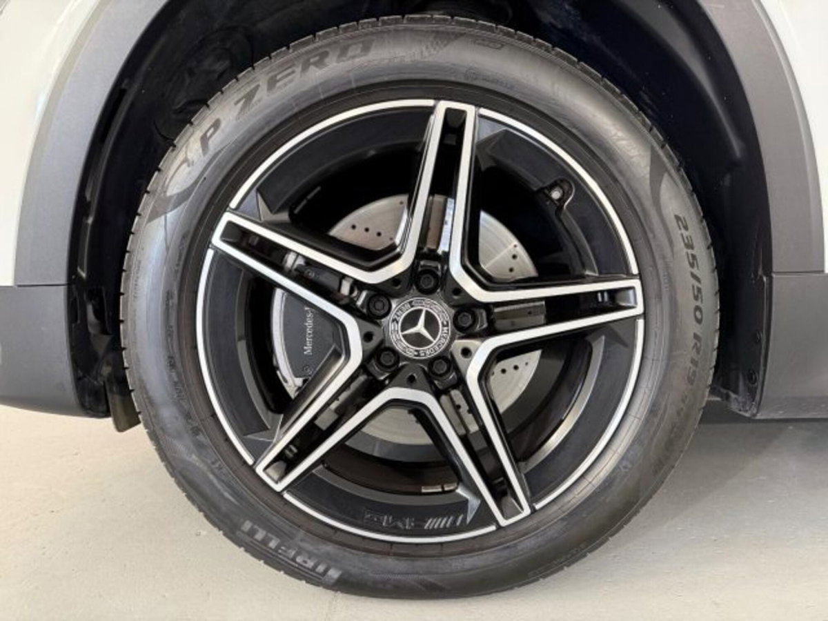 Mercedes-Benz GLB 200 d AMG Line Premium auto (10)