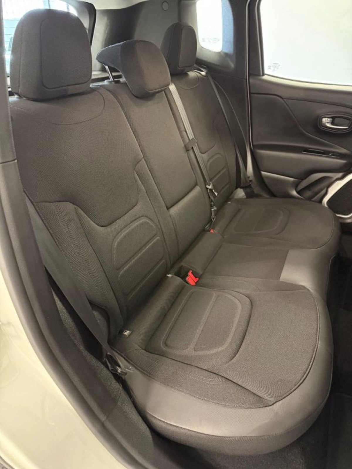 Jeep Renegade 2.0 Mjt 140CV 4WD Active Drive Low Limited (15)