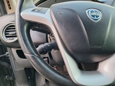 Lancia Delta 1.6 MJT DPF Gold (14)