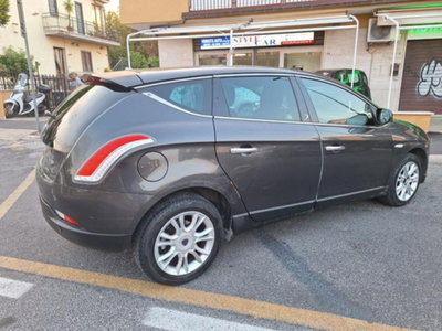 Lancia Delta 1.6 MJT DPF Gold (7)