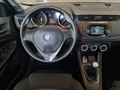 Alfa Romeo Giulietta 1.6 JTDm Giulietta 120cv (20)