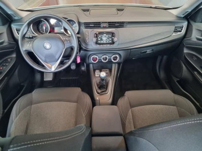 Alfa Romeo Giulietta 1.6 JTDm Giulietta 120cv (8)