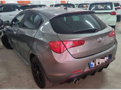 Alfa Romeo Giulietta 1.6 JTDm Super 120cv (10)