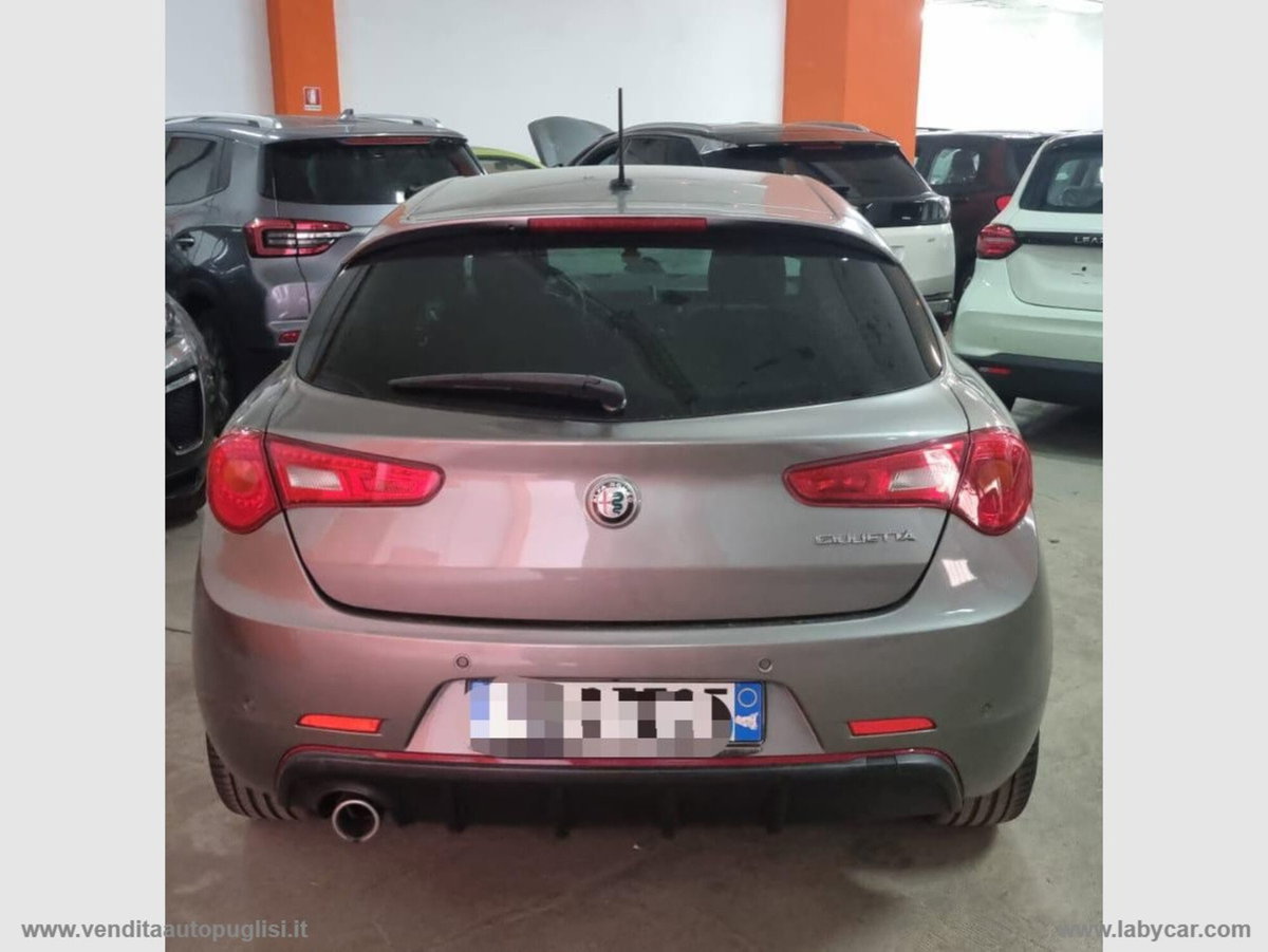 Alfa Romeo Giulietta 1.6 JTDm Super 120cv (11)