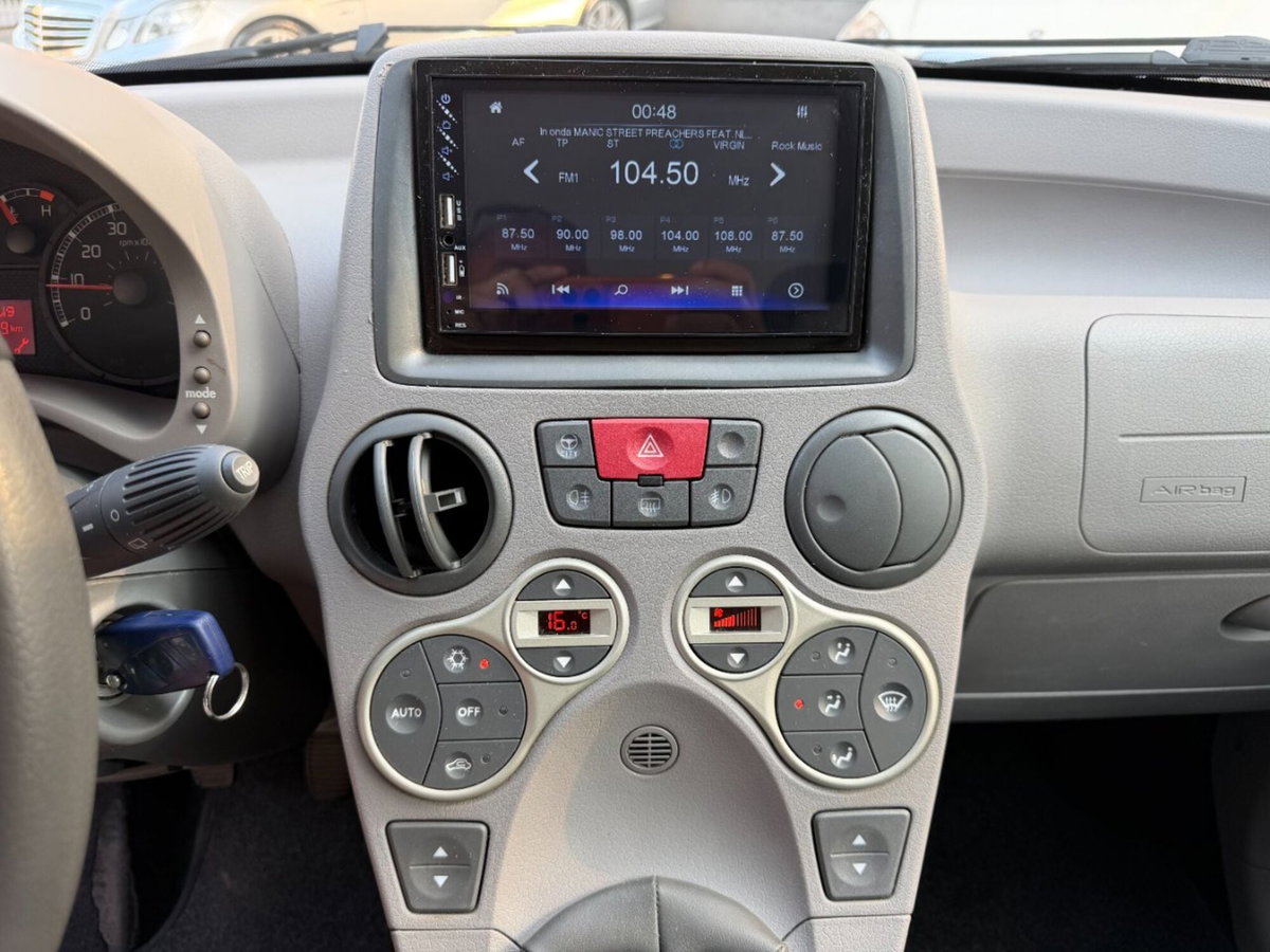 Fiat Panda 1.2 Alessi (10)