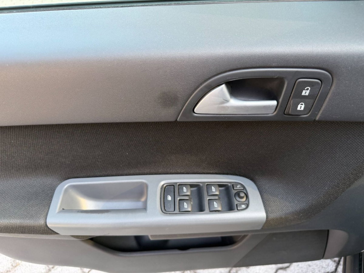 Volvo V50 1.6 POLAR (9)