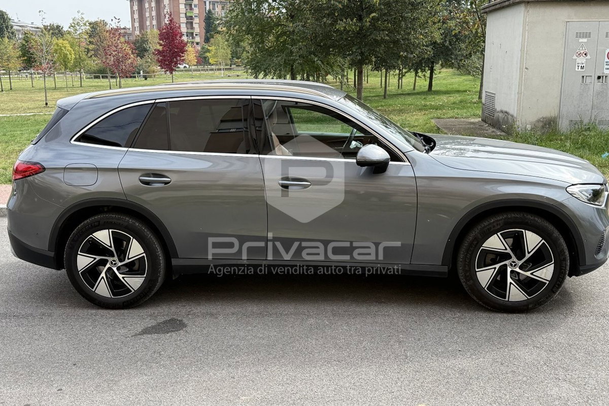 Mercedes-Benz GLC 220 d 4Matic Mild Hybrid AMG Advanced Plus (4)