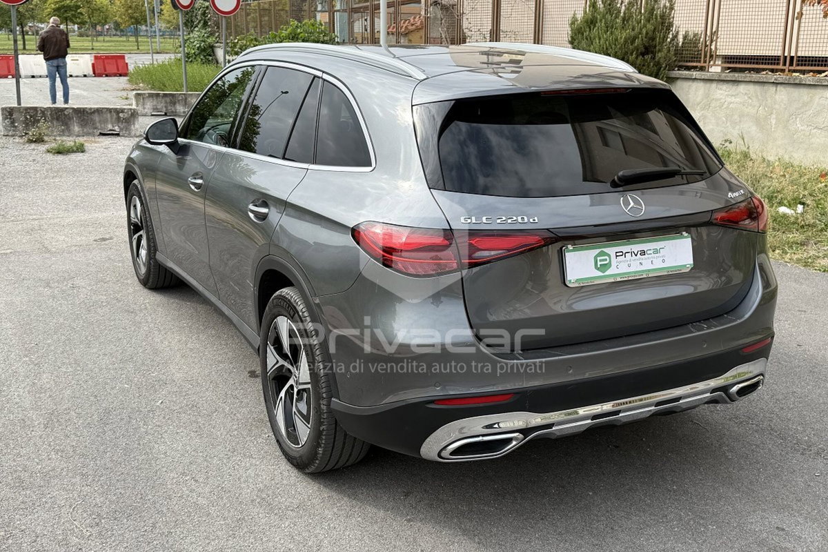 Mercedes-Benz GLC 220 d 4Matic Mild Hybrid AMG Advanced Plus (7)