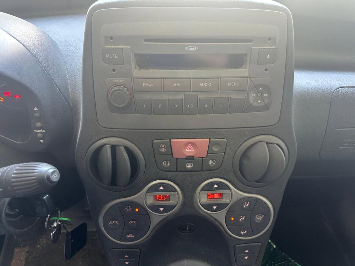 Fiat Panda 1.2 (13)