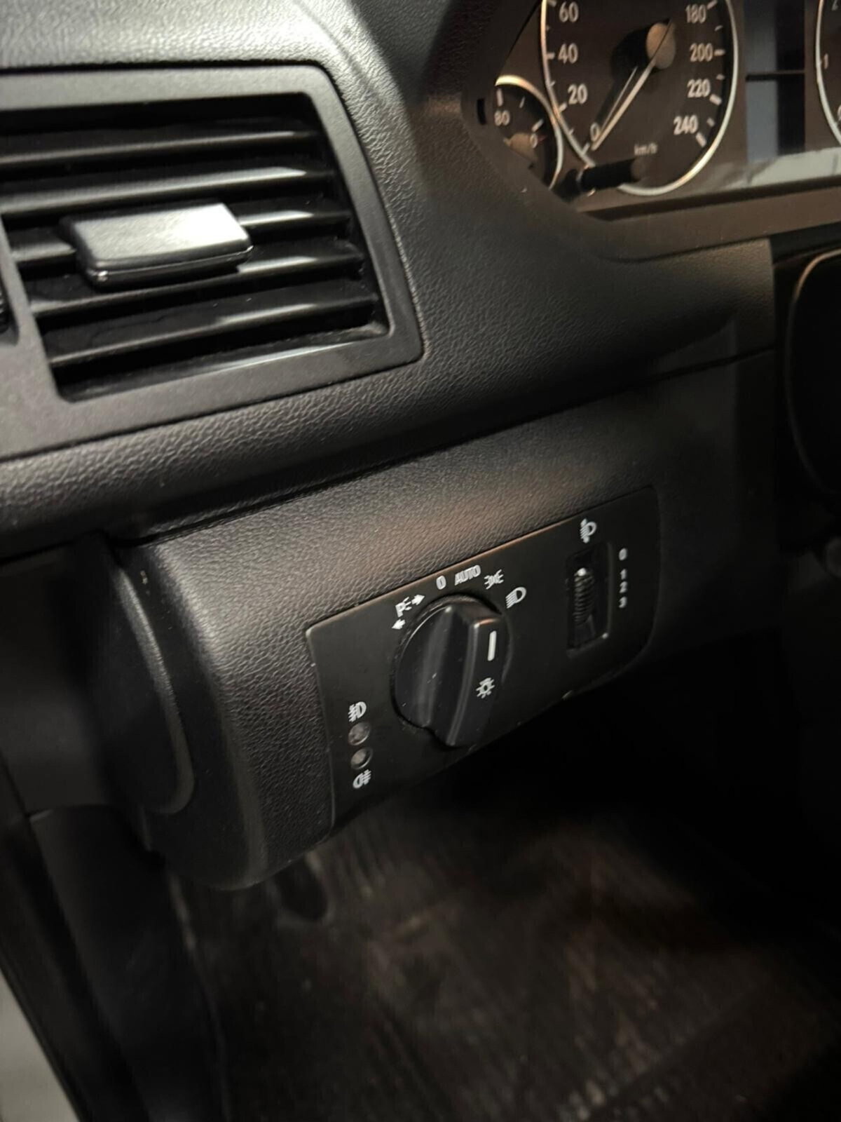 Mercedes-Benz Classe A 160 BlueEFFICIENCY (16)