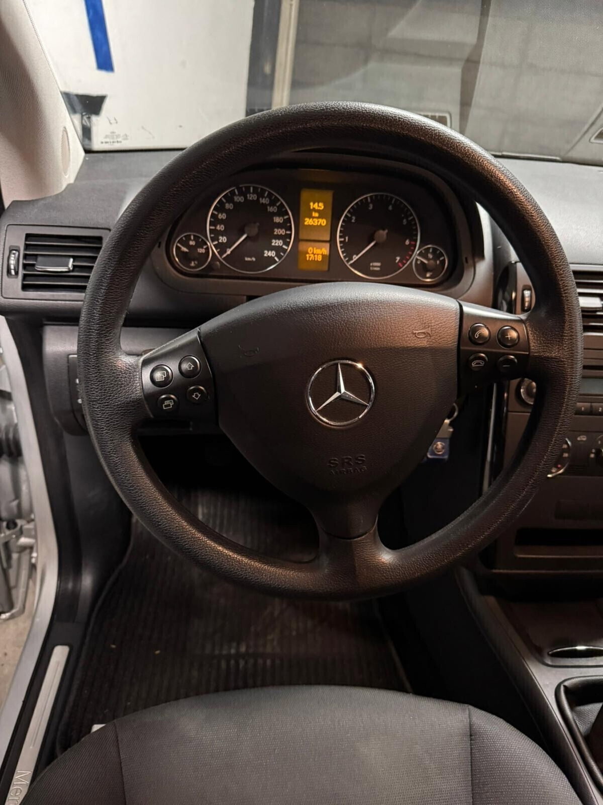 Mercedes-Benz Classe A 160 BlueEFFICIENCY (20)
