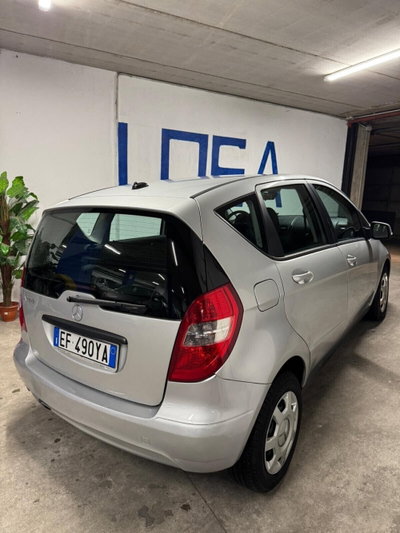 Mercedes-Benz Classe A 160 BlueEFFICIENCY (4)