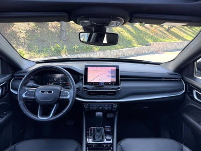 Jeep Compass full-electric Overland 4xe 375cv auto (13)