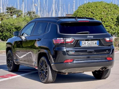 Jeep Compass full-electric Overland 4xe 375cv auto (6)