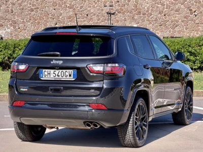 Jeep Compass full-electric Overland 4xe 375cv auto (8)