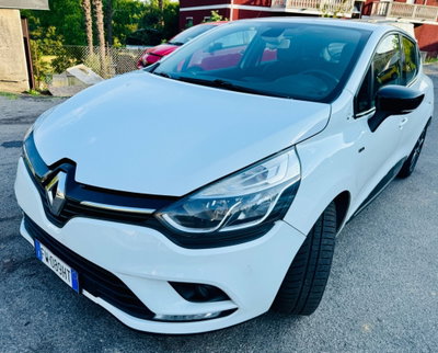 Renault Clio dCi 8V 75 CV 5 porte Moschino Intens usata