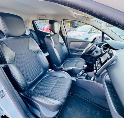 Renault Clio dCi 8V 75 CV 5 porte Moschino Intens (17)