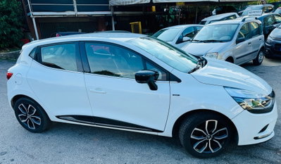 Renault Clio dCi 8V 75 CV 5 porte Moschino Intens (5)