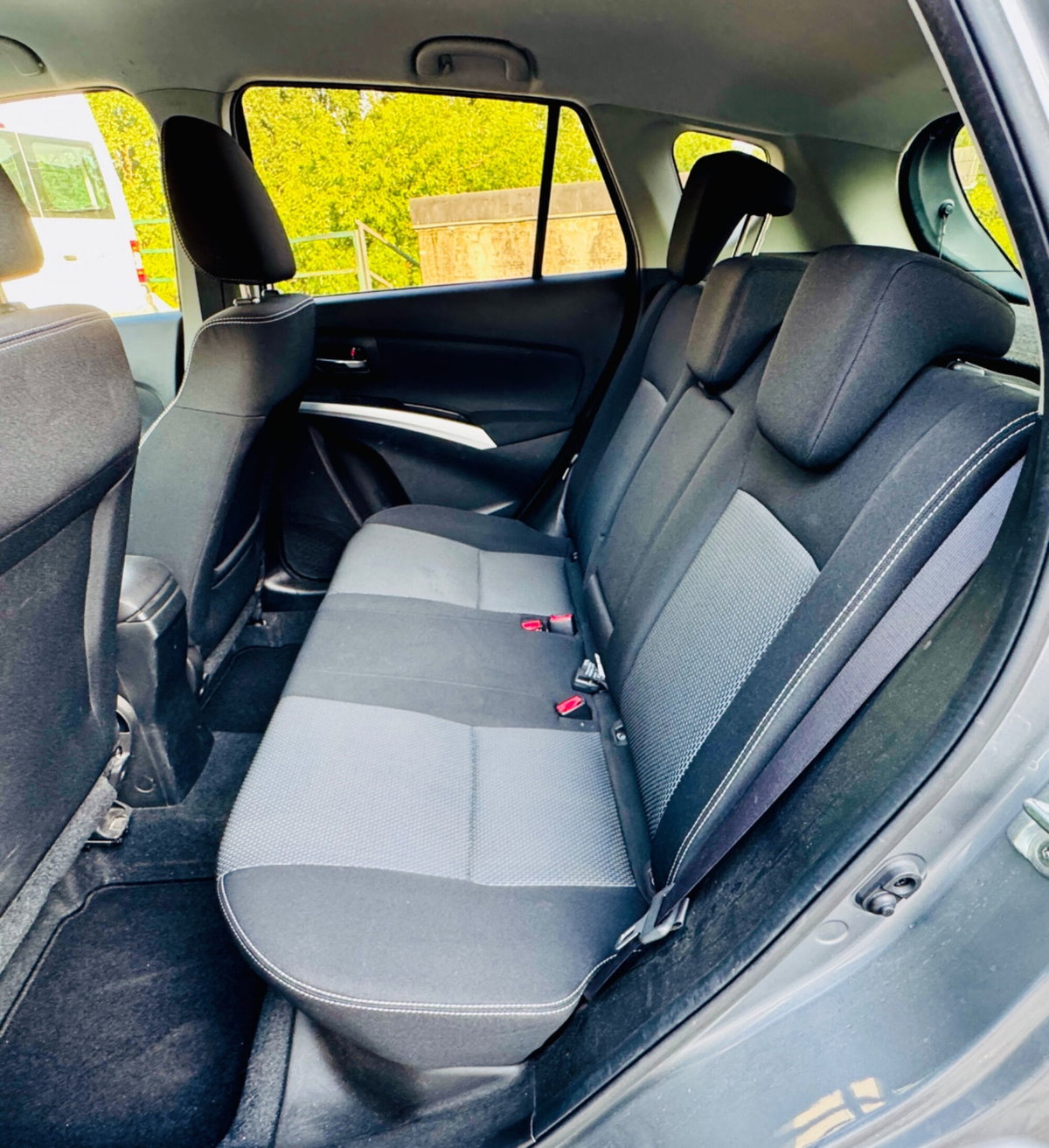 Suzuki S-Cross 1.6 DDiS Top (13)