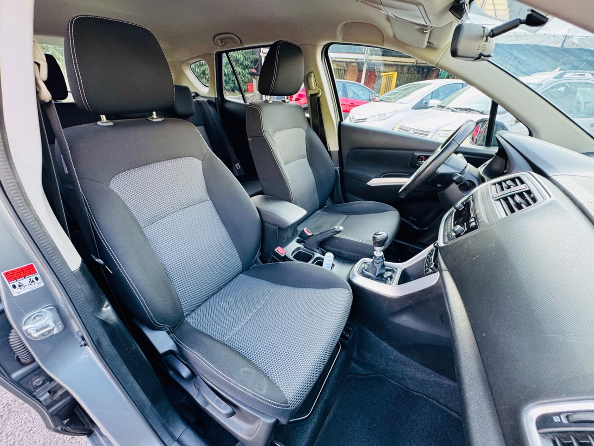 Suzuki S-Cross 1.6 DDiS Top (14)