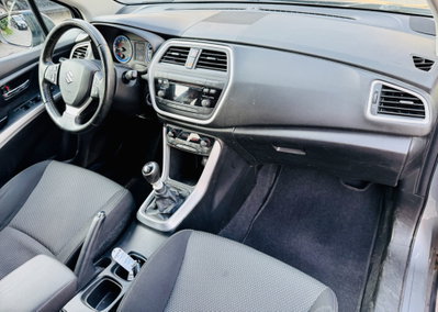 Suzuki S-Cross 1.6 DDiS Top (15)