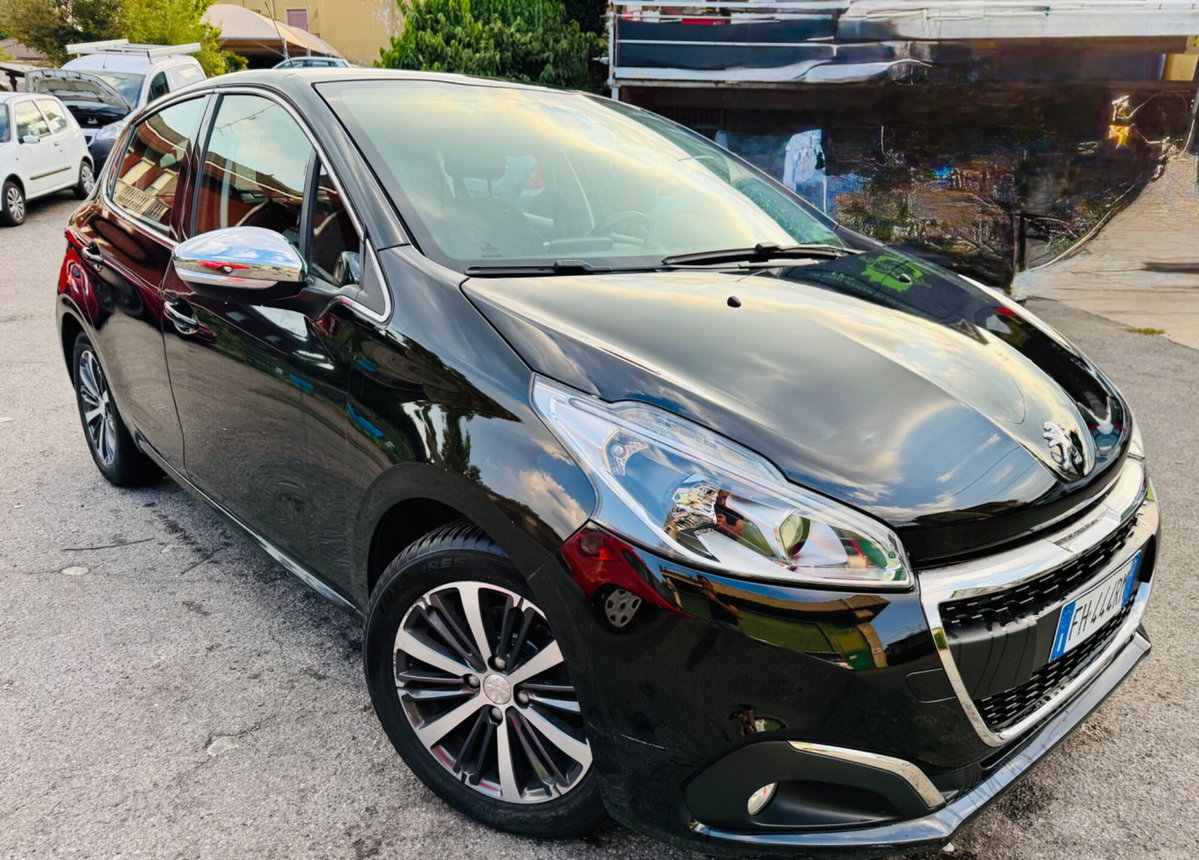 Peugeot 208 75 5 porte Allure (2)