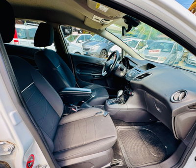 Ford Fiesta 1.0 EcoBoost 100CV 5 porte Black & White Edition (14)