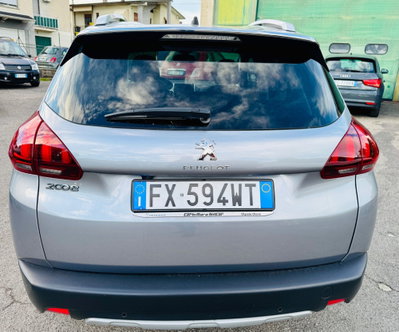 Peugeot 2008 BlueHDi 100 S&S Allure (10)