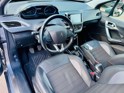 Peugeot 2008 BlueHDi 100 S&S Allure (8)