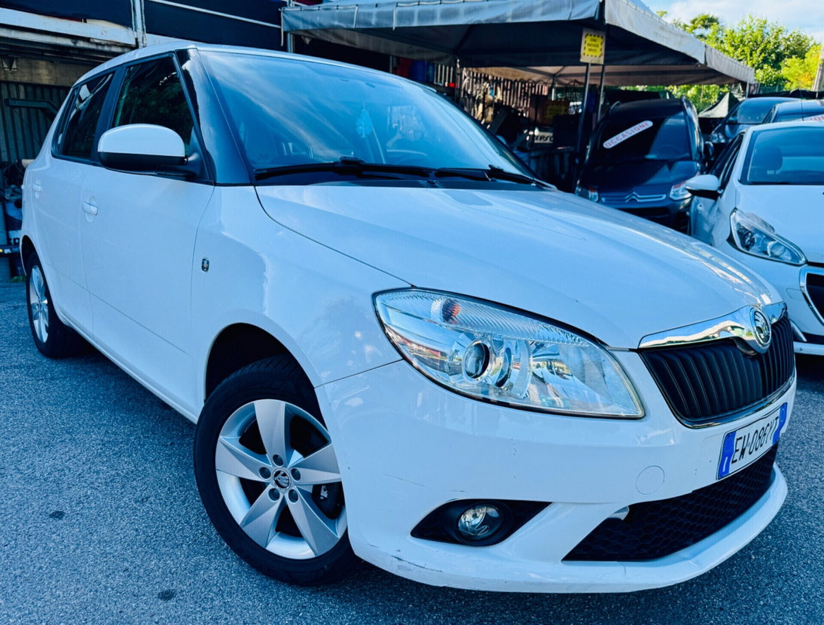 Skoda Fabia 1.2 12V 70CV 5p. Monte-Carlo (2)
