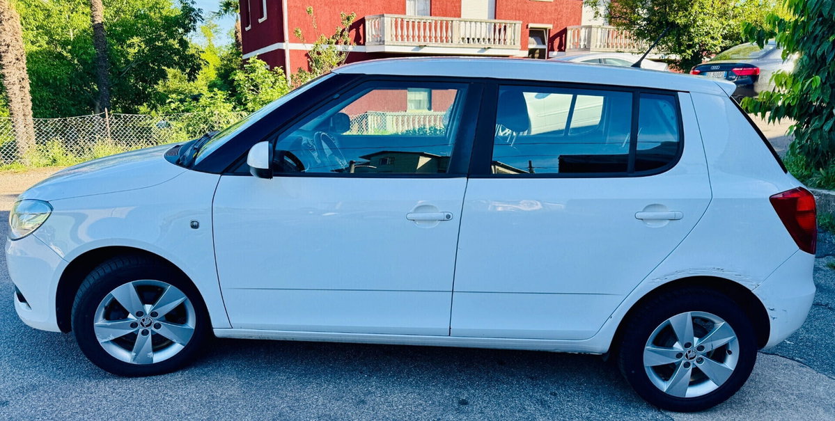 Skoda Fabia 1.2 12V 70CV 5p. Monte-Carlo (4)
