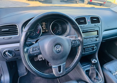 Volkswagen Golf 2.0 TDI 110CV DPF 5p. Highline (11)