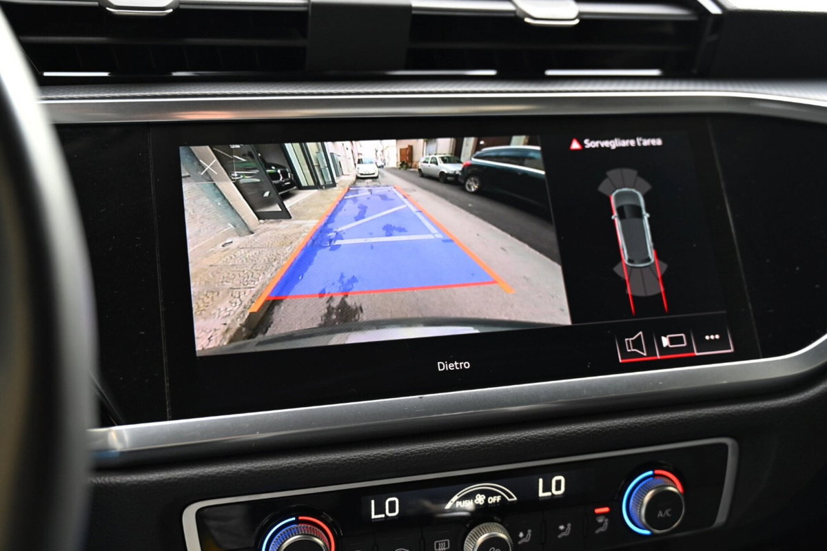 Audi Q3 Sportback 35 TDI quattro S tronic S line edition (17)