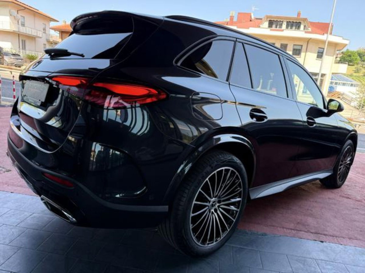 Mercedes-Benz GLC 220 d 4Matic Mild Hybrid AMG Premium Plus (14)