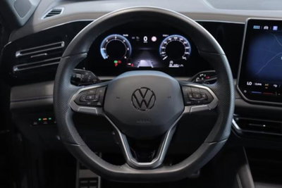 Volkswagen Tiguan Allspace 2.0 tdi R-Line 150cv dsg (15)
