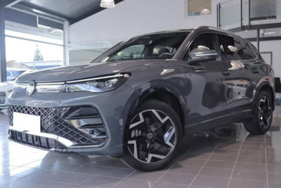 Volkswagen Tiguan Allspace 2.0 tdi R-Line 150cv dsg (7)