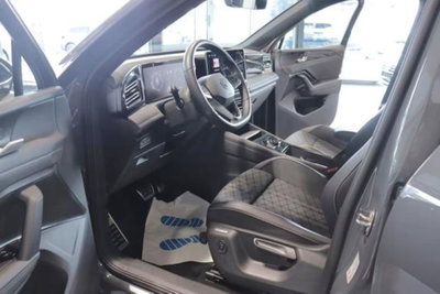 Volkswagen Tiguan Allspace 2.0 tdi R-Line 150cv dsg (9)